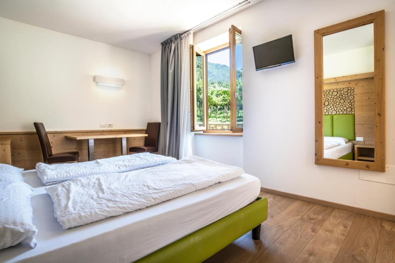 Agriturismo Al Maniero Trento Exteriör bild